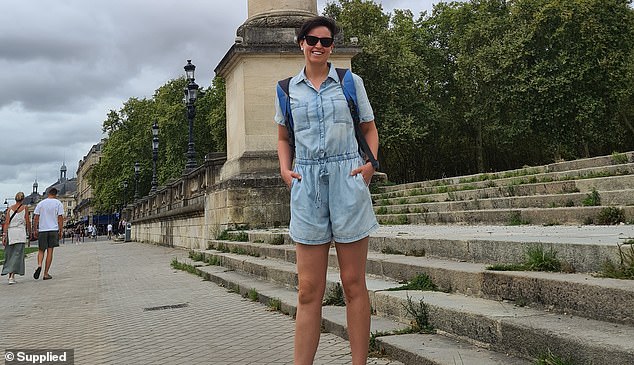 Cassandra&nbsp;said she showed the hostel manager that her hands were shaking from her encounter